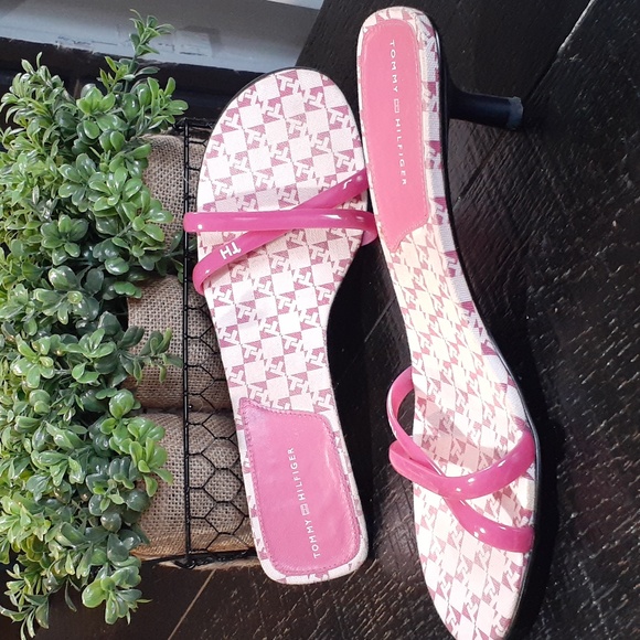 TOMMY HILFIGER HEELS - Picture 1 of 9